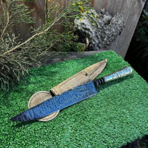 Faca em aço damasco